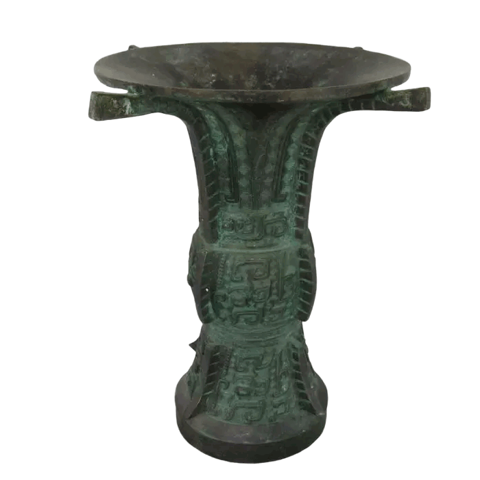 Chinese Bronze Yu Zun in Shang Dynasty 
