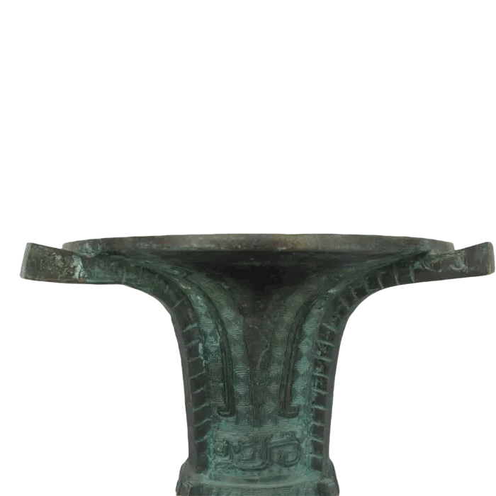 Chinese Bronze Yu Zun in Shang Dynasty 