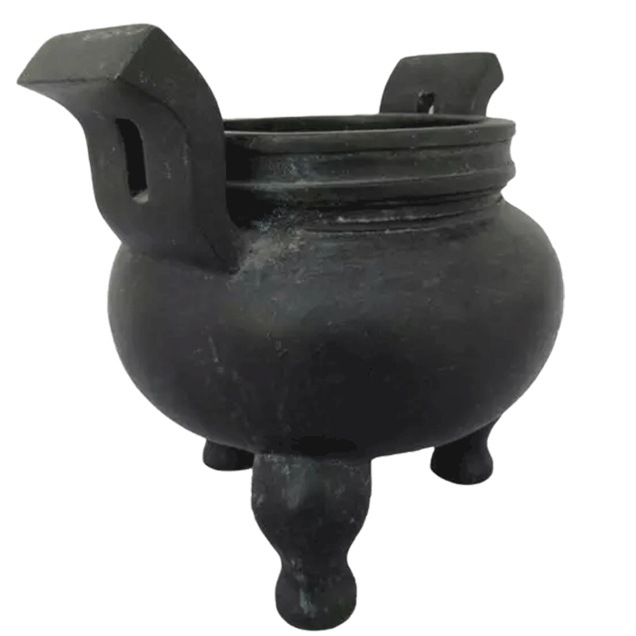 Zilong Ding Vessel Bronze Vessel in Shang Dynasty Style